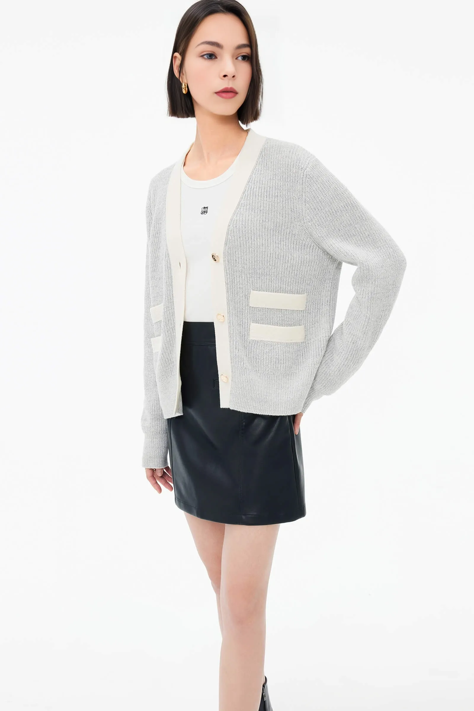 Stylish Color-Blocked Wool Cardigan